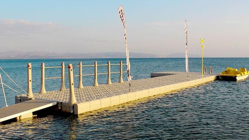 Pontili-galleggianti-gonfiabili-candockitalia