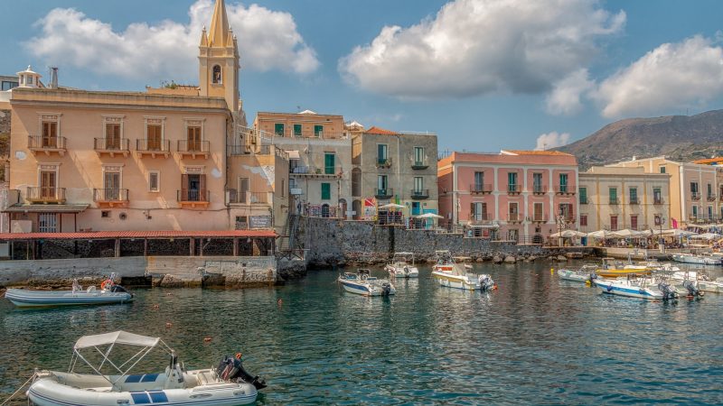 pontili-galleggianti-lipari-eolie-candockitalia